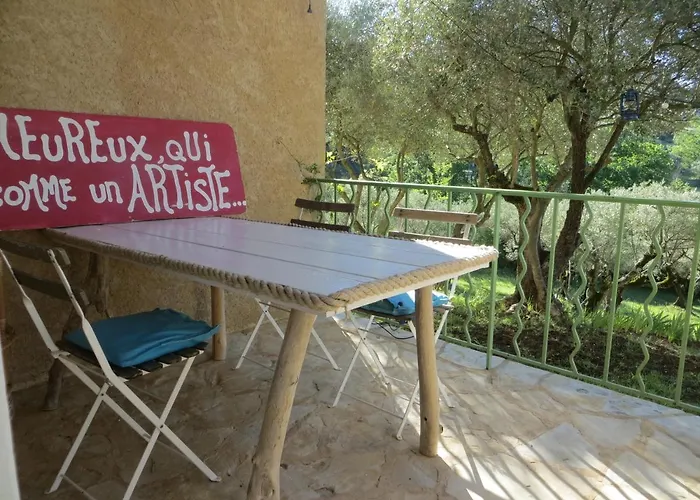 La Clorinde 3* Мустье-Сент-Мари