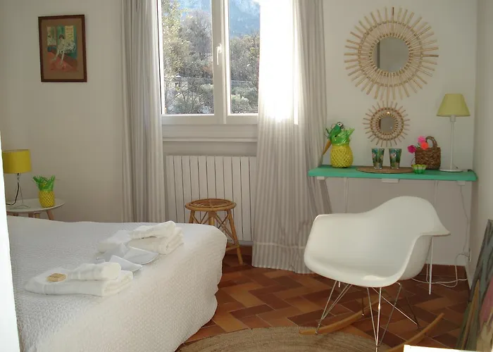 라 클로린드 3* 무스티에생마리